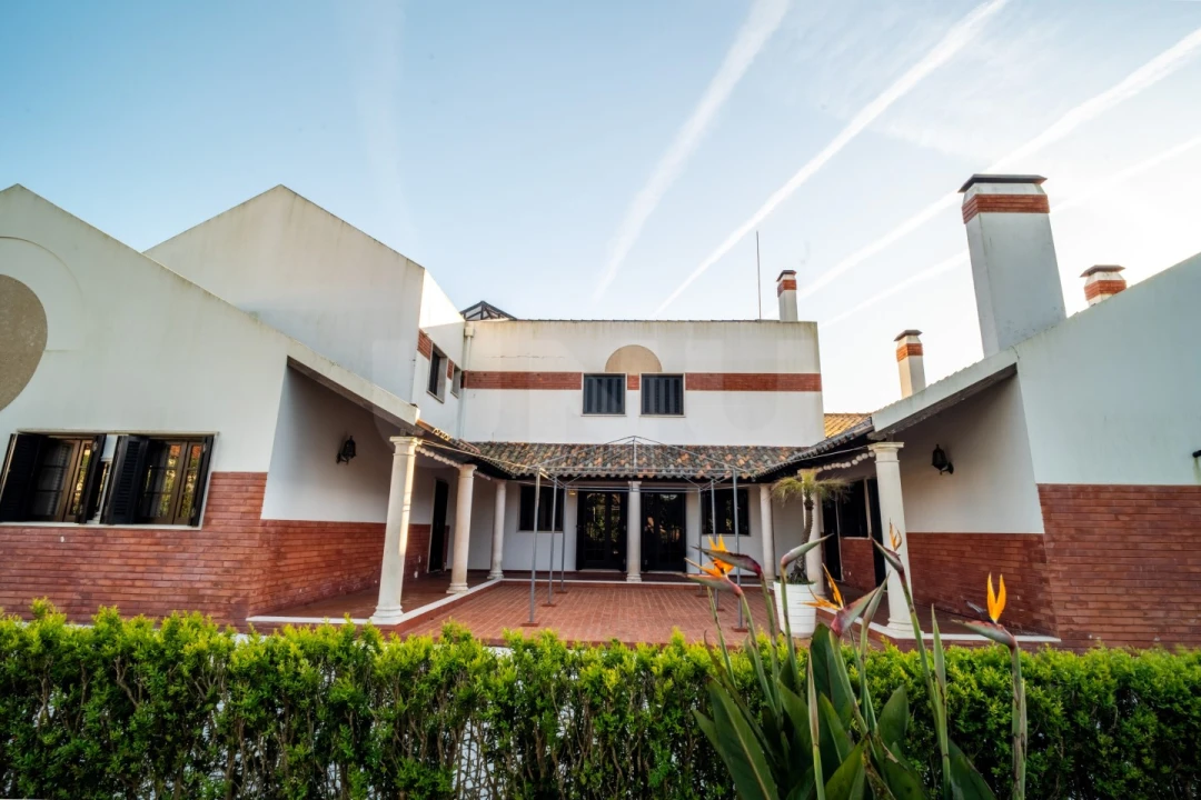 Moradia T7 para Venda em Cela Foto 71