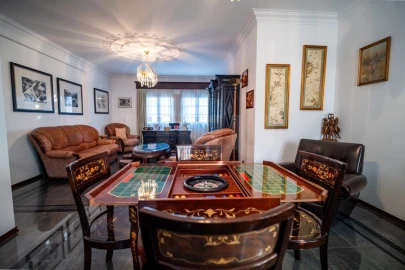 Moradia T7 para Venda em Cela