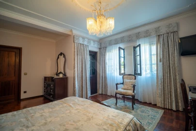 Moradia T7 para Venda em Cela