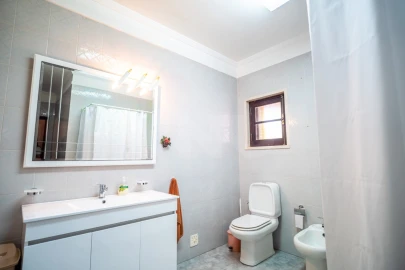Moradia T7 para Venda em Cela