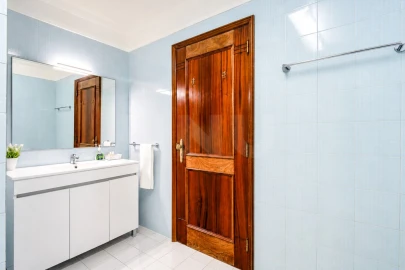 Moradia T7 para Venda em Cela