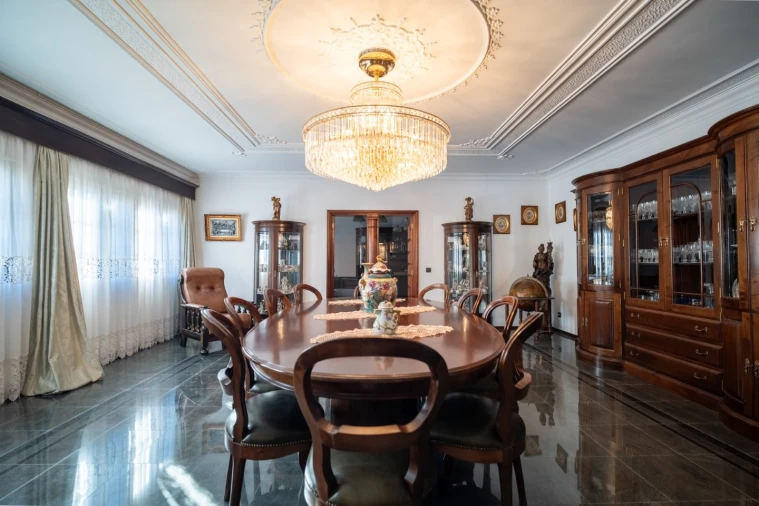 Moradia T7 para Venda em Cela Foto 3