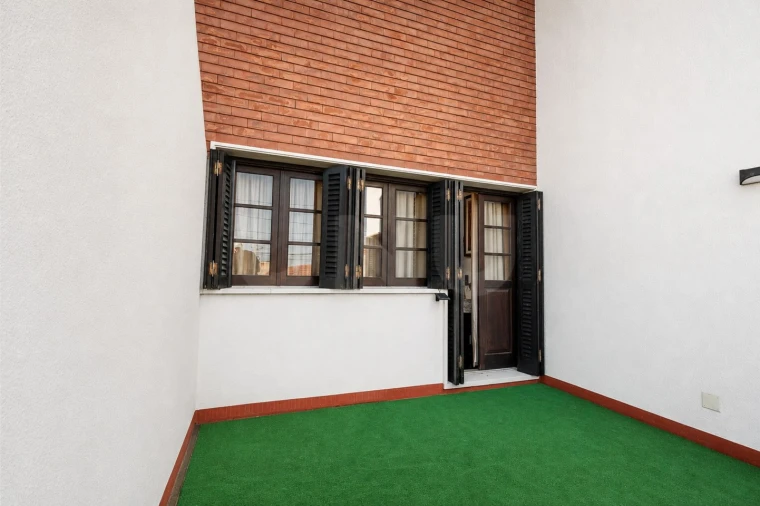 Moradia T7 para Venda em Cela Foto 36