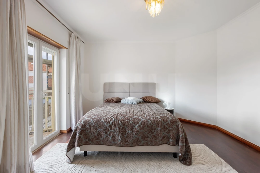 Moradia T2 para Venda em Silveira Foto 26