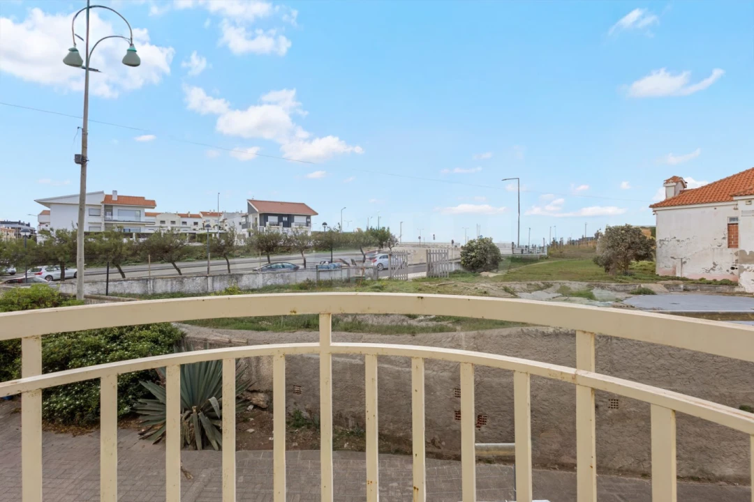 Moradia T2 para Venda em Silveira Foto 27