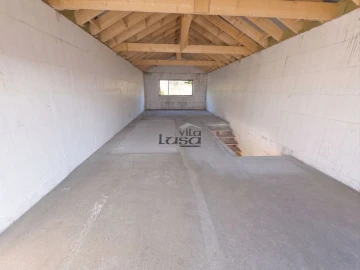 Moradia T2 para Venda em Sandim, Olival, Lever e Crestuma