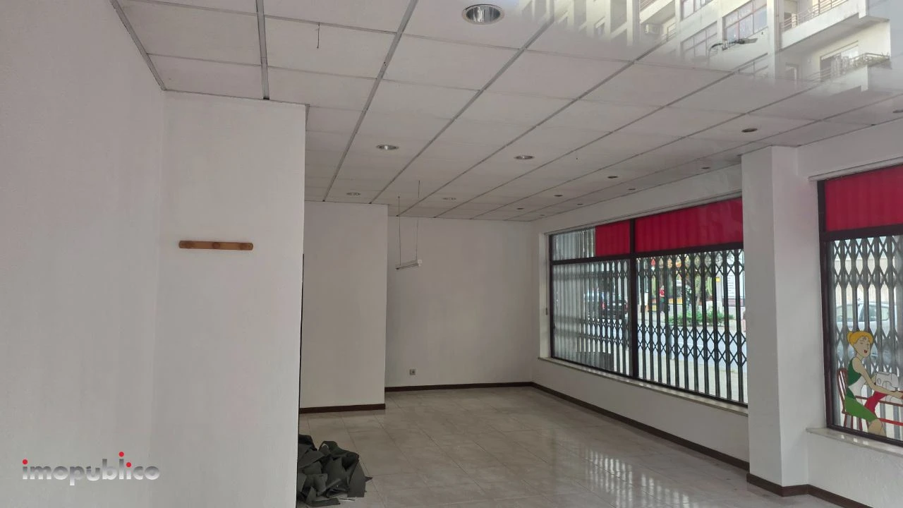Loja para Arrendamento em São Vicente (Braga) Foto 1