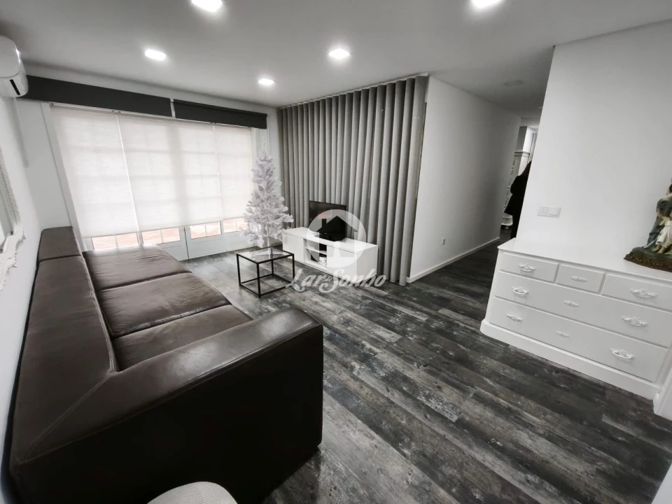 Apartamento T2 para Arrendamento em Gavião Foto 1