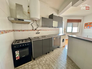 Apartamento T2 para Arrendamento em Pinhal Novo