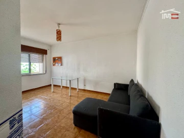 Apartamento T2 para Arrendamento em Pinhal Novo