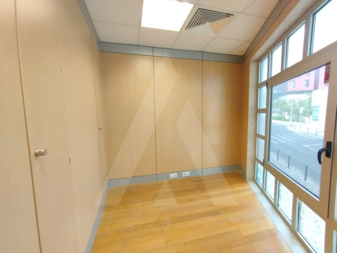 Escritório para Arrendamento em Parque das Nações Foto 10