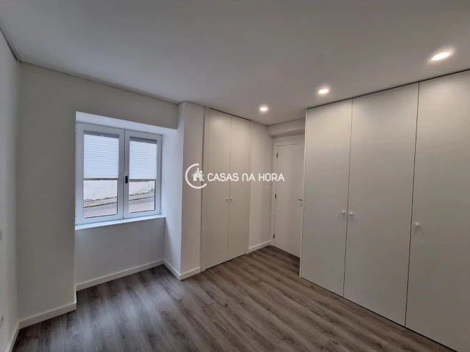 Apartamento T2 para Arrendamento em Viseu Foto 5