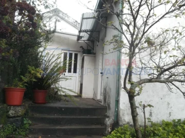 Moradia T2 para Venda em Rebordelo