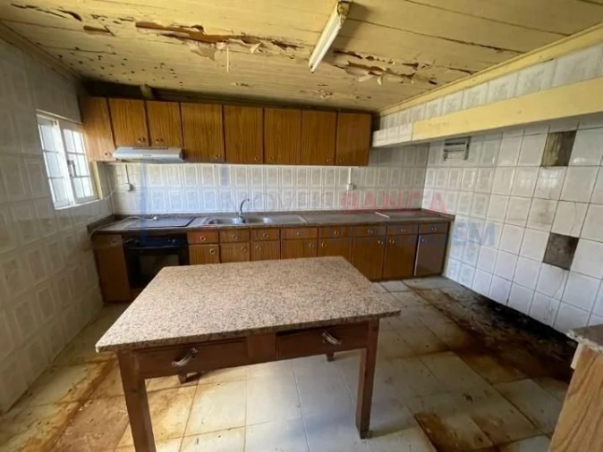 Moradia T2 para Venda em Rebordelo Foto 2