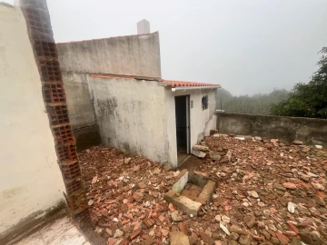 Moradia T2 para Venda em Colares