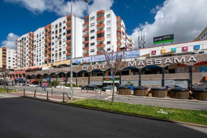 Apartamento T2 para Venda em Massamá e Monte Abraão