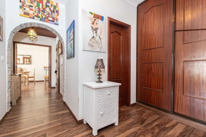 Apartamento T2 para Venda em Massamá e Monte Abraão