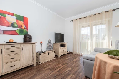 Apartamento T2 para Venda em Massamá e Monte Abraão