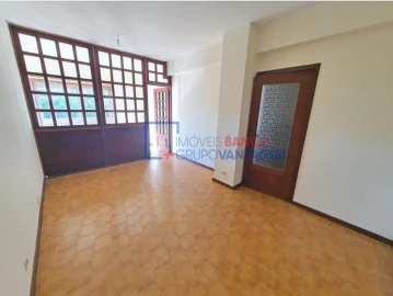 Apartamento T1 para Venda em Santa Marinha e São Pedro da Afurada