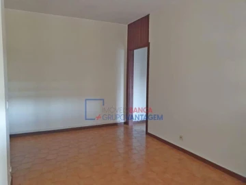 Apartamento T1 para Venda em Santa Marinha e São Pedro da Afurada