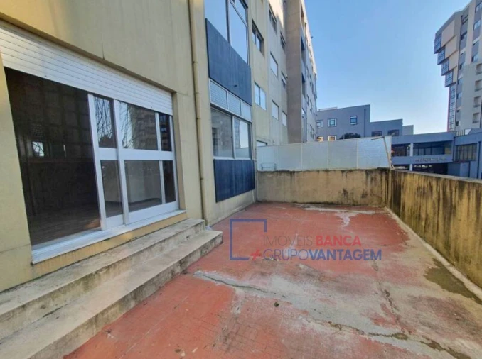 Apartamento T1 para Venda em Santa Marinha e São Pedro da Afurada Foto 16