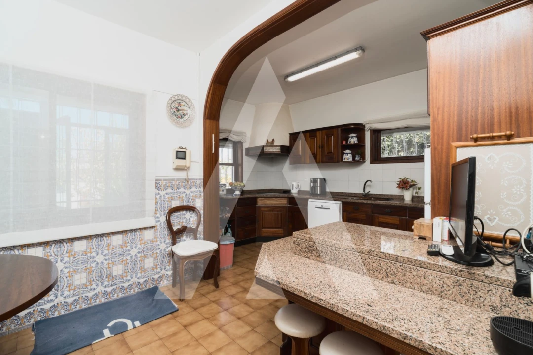 Moradia T4 para Venda em Nogueira e Silva Escura Foto 23