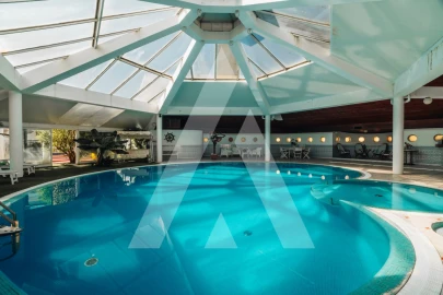 Moradia T4 para Venda em Nogueira e Silva Escura