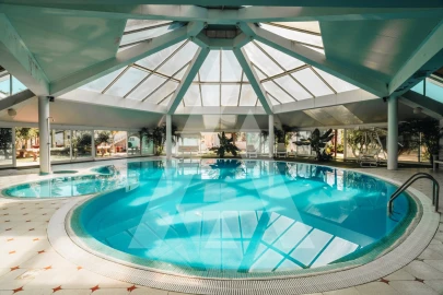 Moradia T4 para Venda em Nogueira e Silva Escura