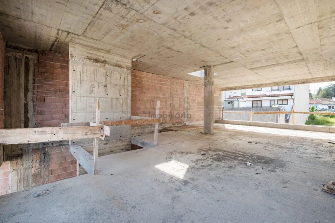 Moradia T3 para Venda em Cidade da Maia Foto 41