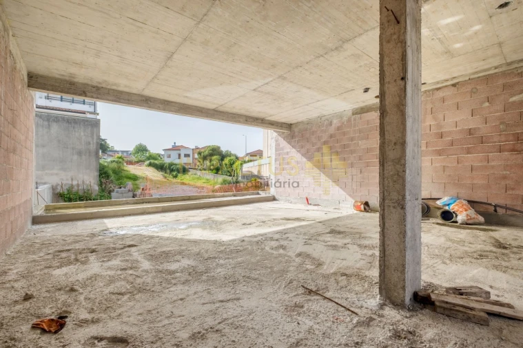 Moradia T3 para Venda em Cidade da Maia Foto 19