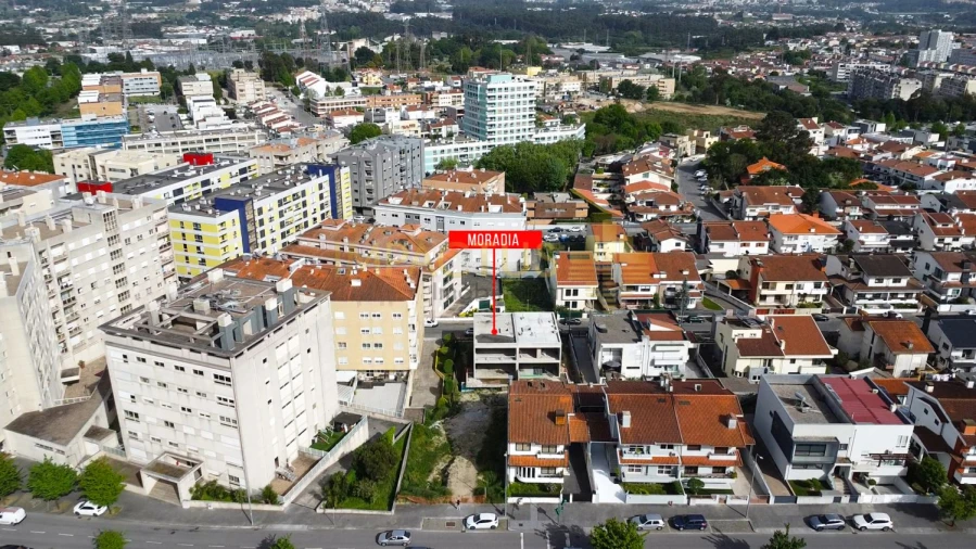 Moradia T3 para Venda em Cidade da Maia Foto 41