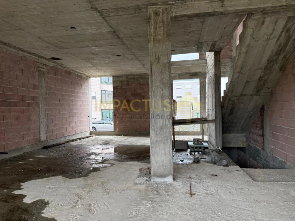 Moradia T3 para Venda em Cidade da Maia Foto 8