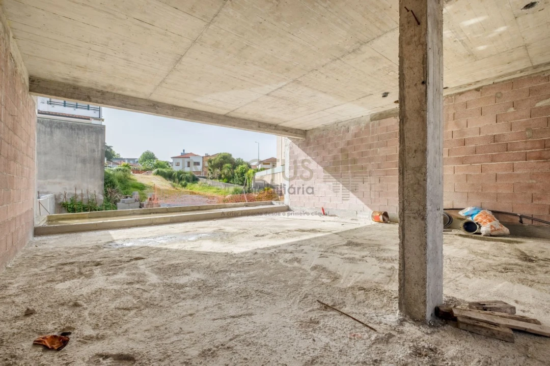 Moradia T3 para Venda em Cidade da Maia Foto 26