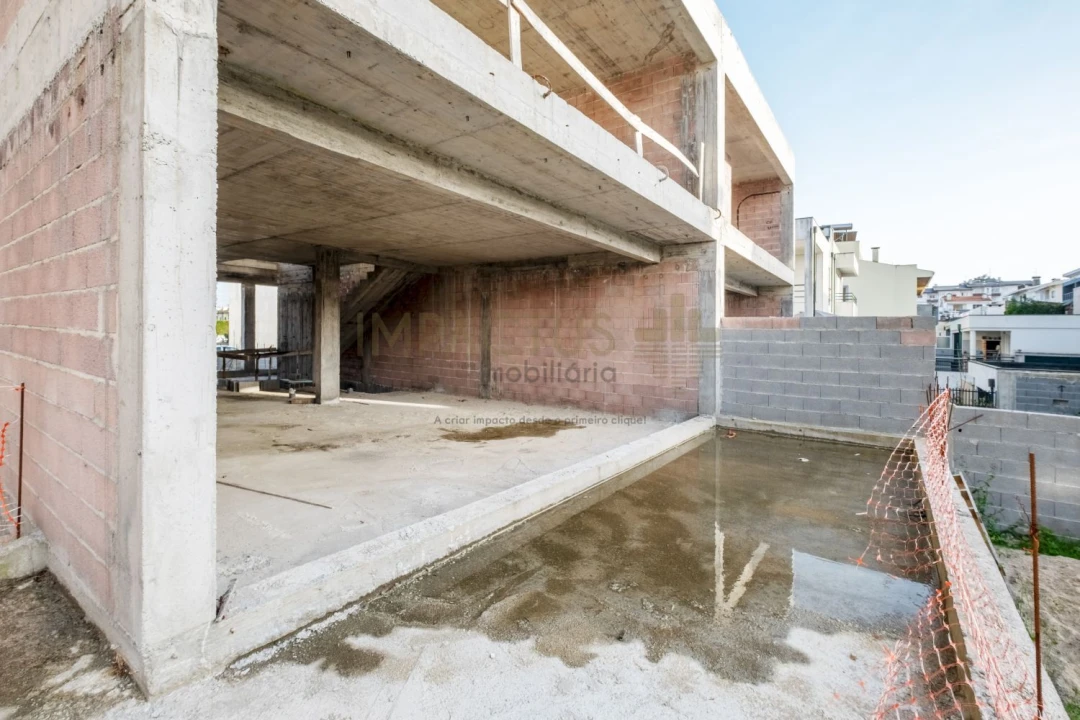 Moradia T3 para Venda em Cidade da Maia Foto 44