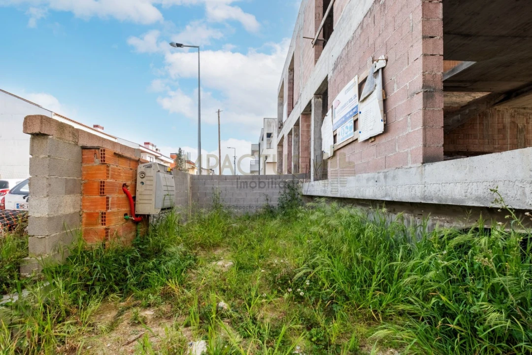 Moradia T3 para Venda em Cidade da Maia Foto 19