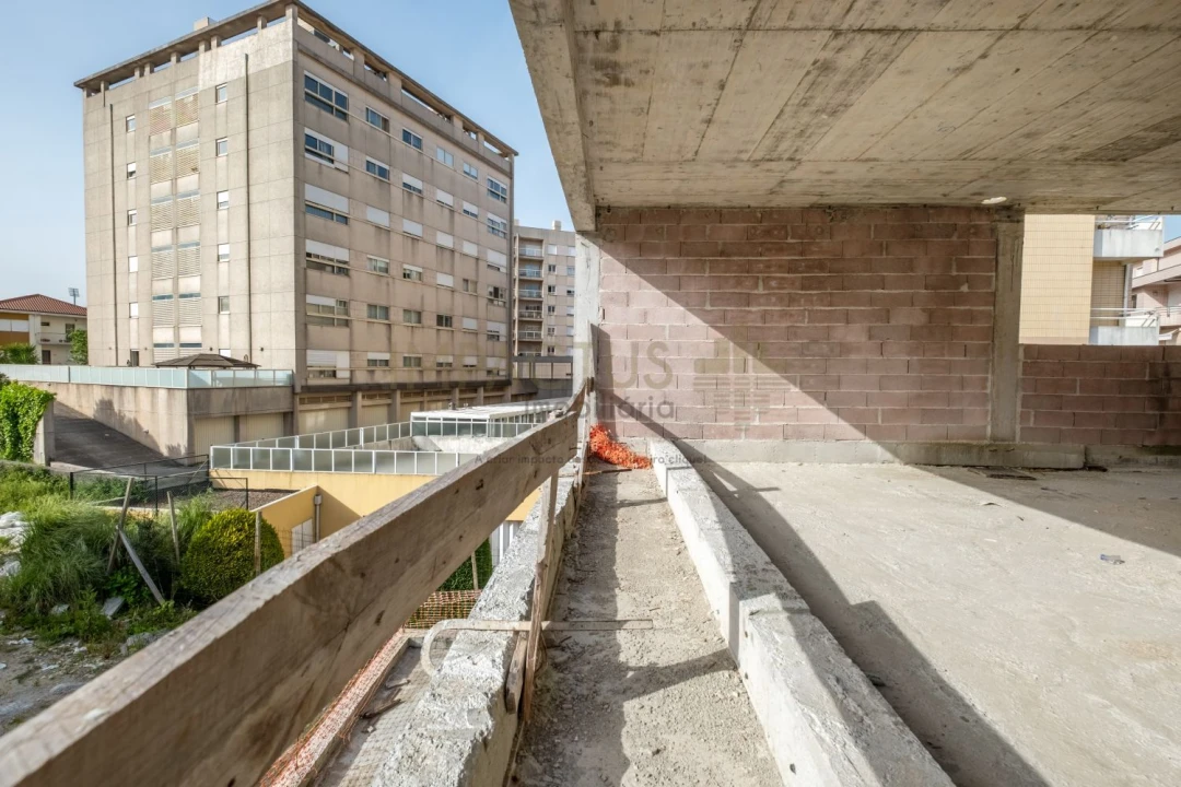 Moradia T3 para Venda em Cidade da Maia Foto 43