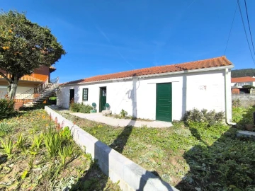 Moradia T1 para Arrendamento em Castelo do Neiva