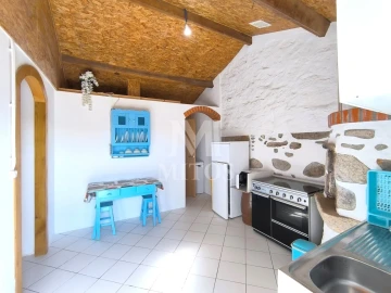 Moradia T1 para Arrendamento em Castelo do Neiva