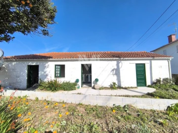 Moradia T1 para Arrendamento em Castelo do Neiva