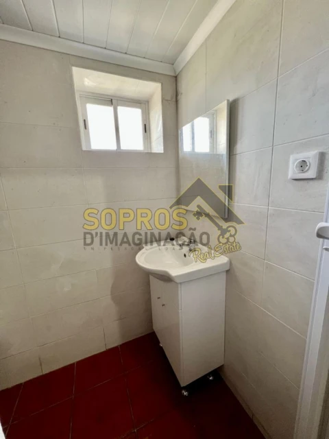 Moradia T3 para Venda em Vila Nova