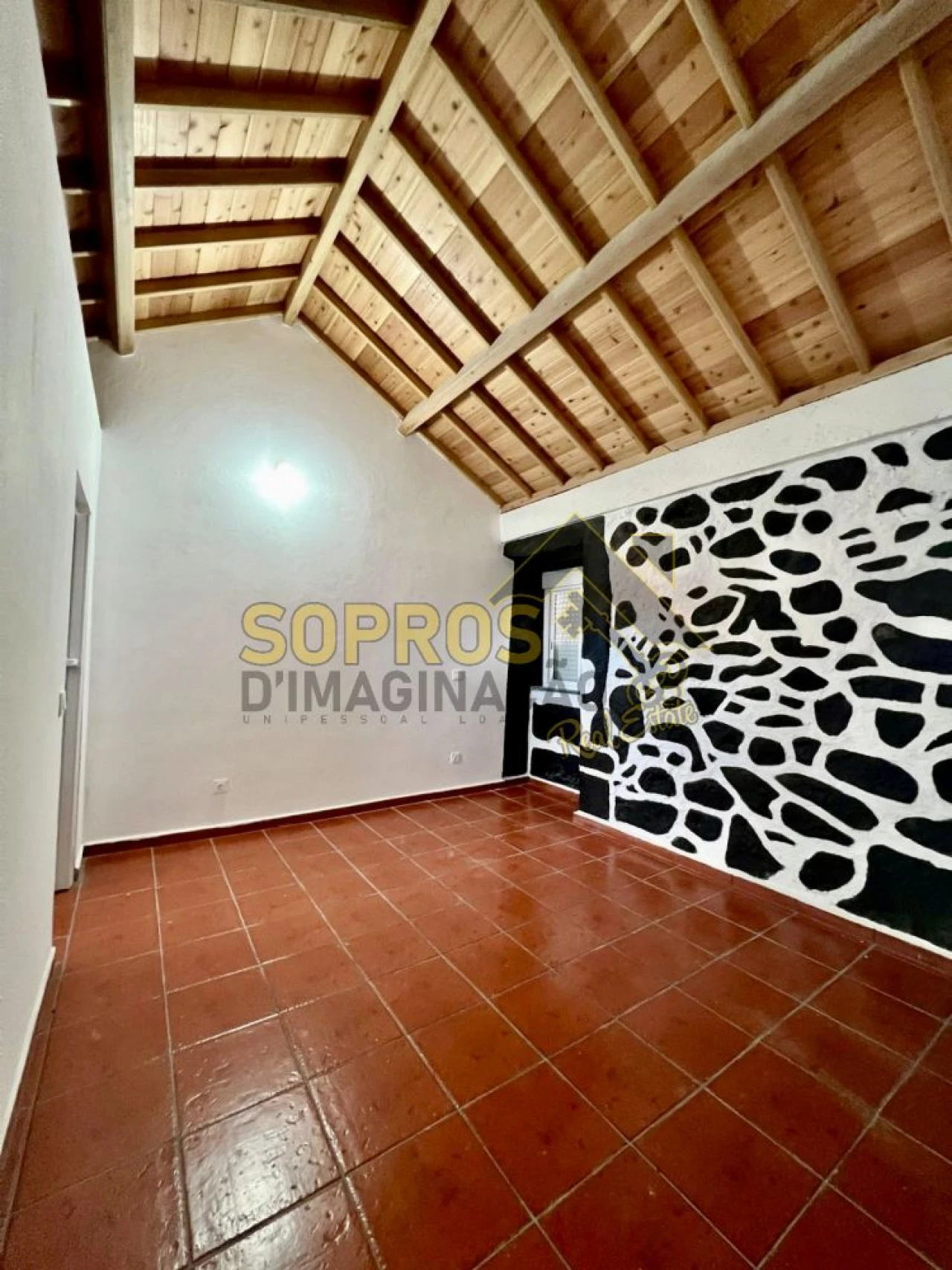 Moradia T3 para Venda em Vila Nova Foto 8