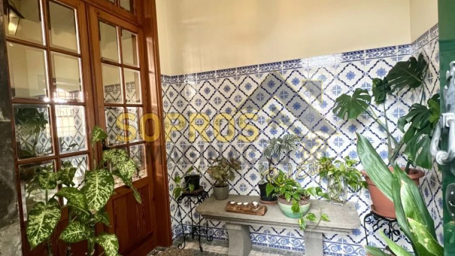 Moradia T3 para Venda em Angra (São Pedro)