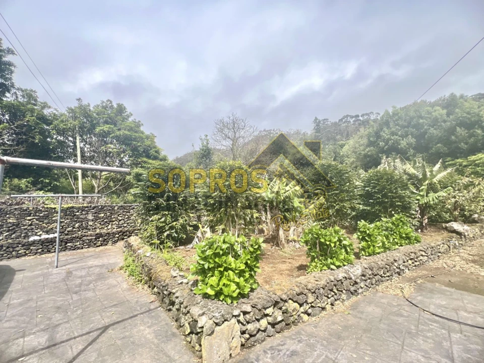 Moradia T3 para Venda em Angra (São Pedro) Foto 25