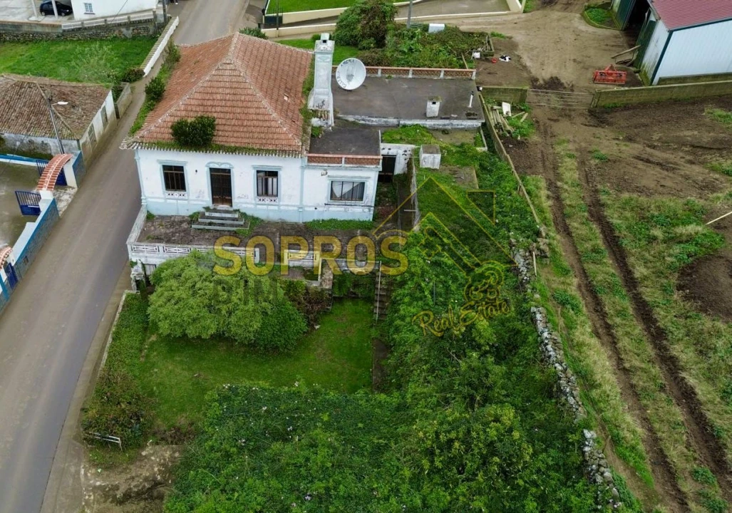 Moradia T3 para Venda em Altares Foto 7