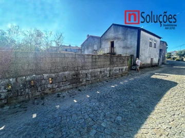 Moradia T3 para Venda em Freixedas