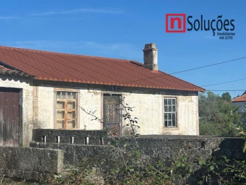 Moradia T3 para Venda em Freixedas