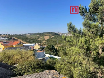 Terreno para Venda em Casal de Cambra