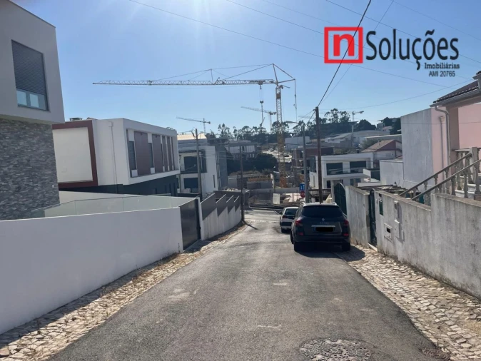 Terreno para Venda em Casal de Cambra Foto 11