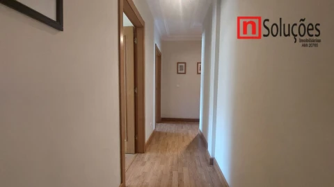 Apartamento T3 para Venda em Póvoa de Santa Iria e Forte da Casa
