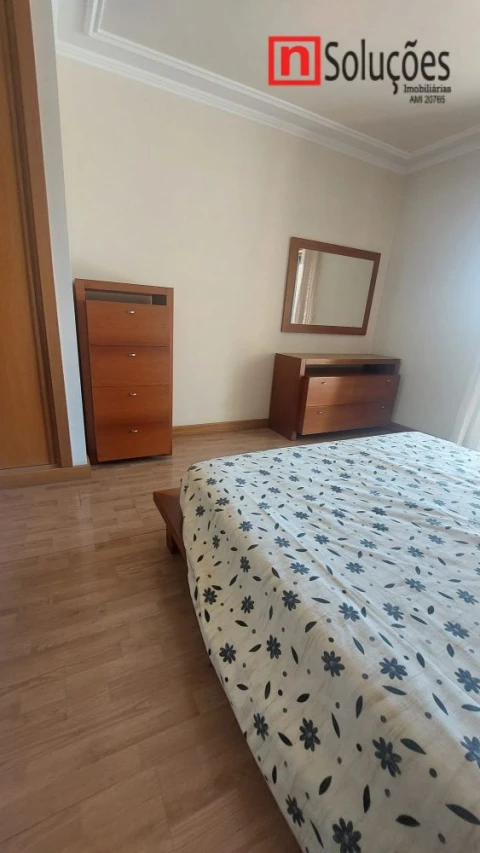 Apartamento T3 para Venda em Póvoa de Santa Iria e Forte da Casa